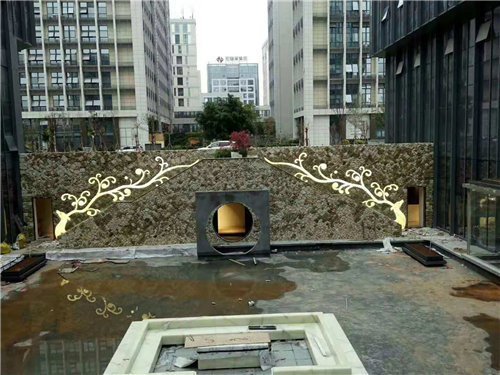 金頂峰案例之不銹鋼樹(shù)脂字，鏡面不銹鋼字，樹(shù)脂發(fā)光字